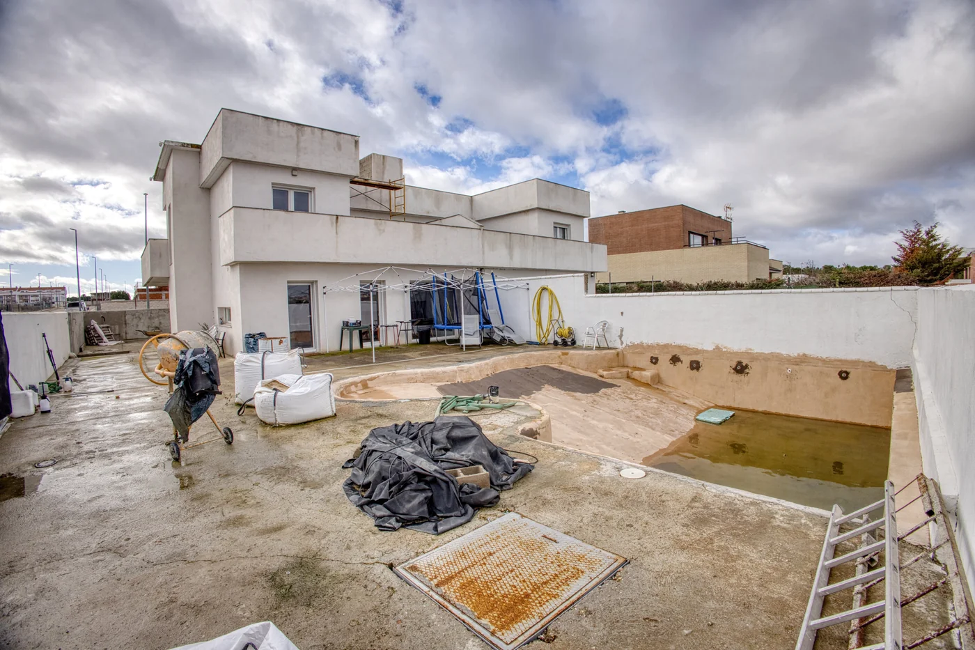 Antes · Piscina